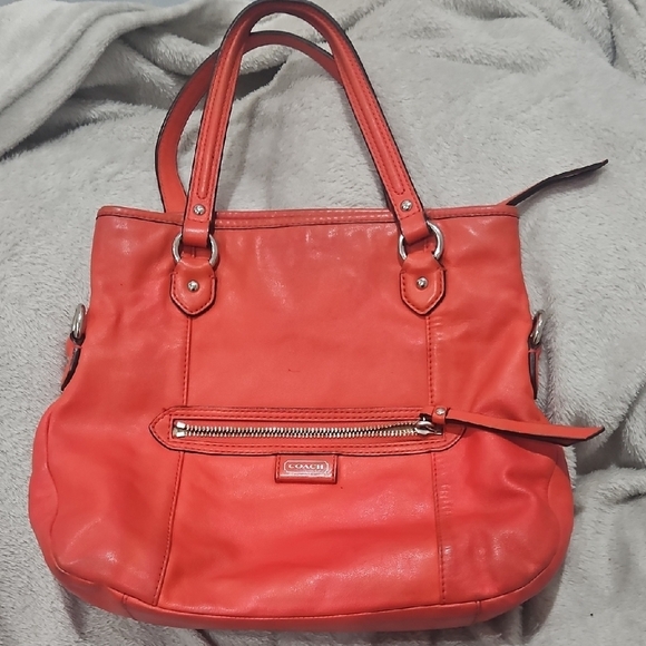Coach Vibrant Red Leather Shoulder Bag - Picture 10 of 11